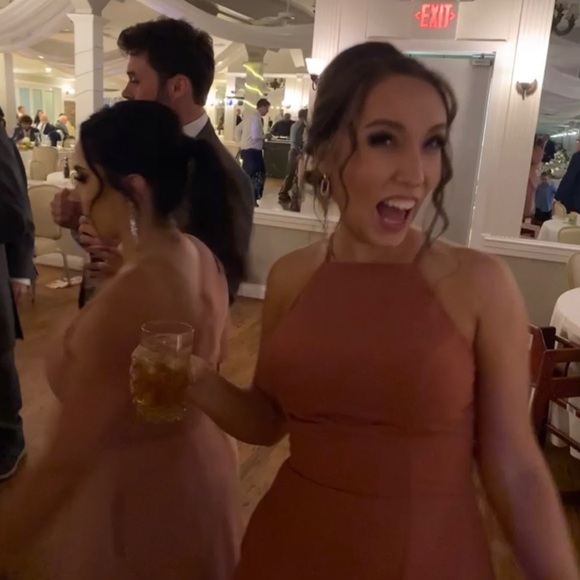 Meet your Posher, Kayla - Picture 5 of 7